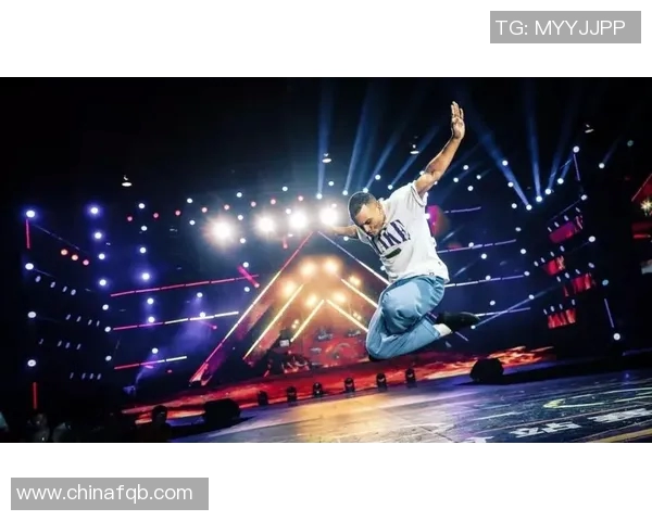 重庆街舞队包夹技巧分析与表现得失探讨