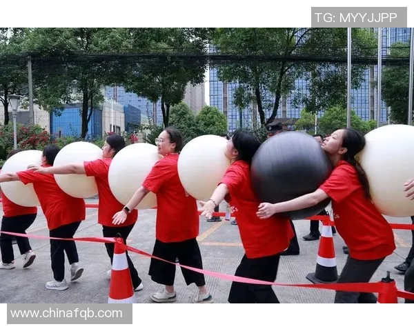 上海乒乓球队的团队协作之道：凝聚力与默契的完美结合